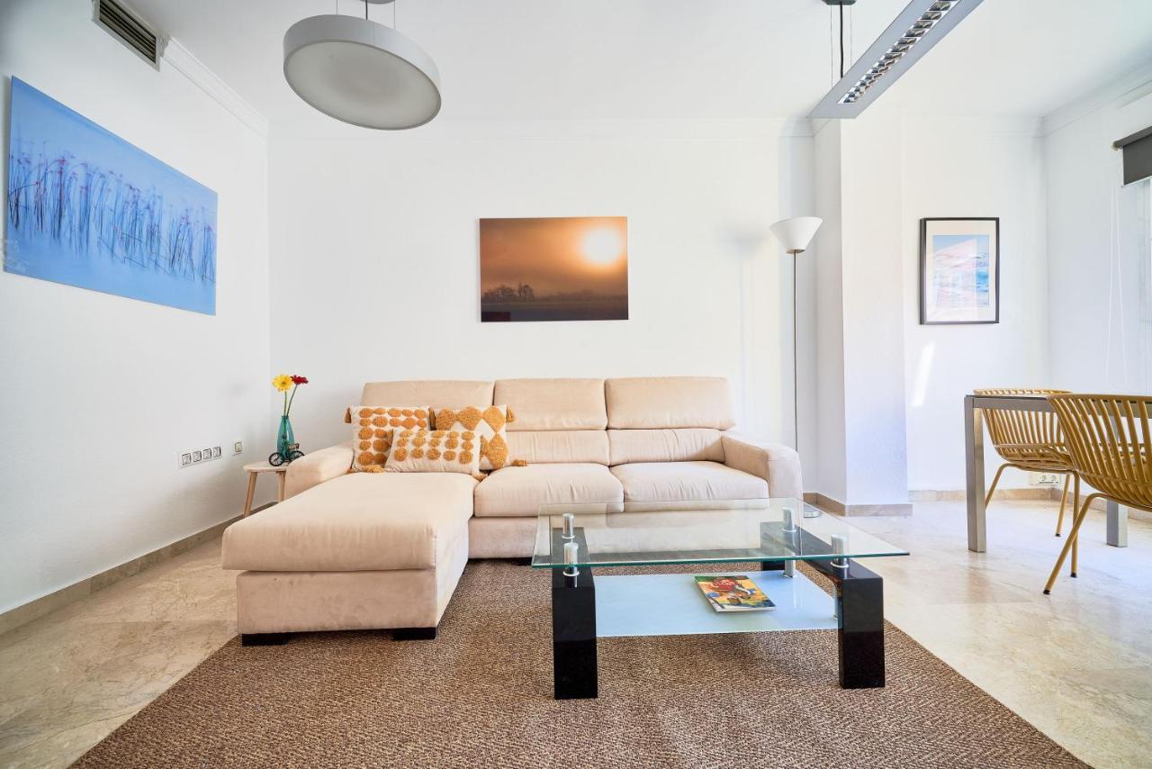 Apartamento 3 Dormitorios Centrico - Parking Incluido Malaga Luaran gambar