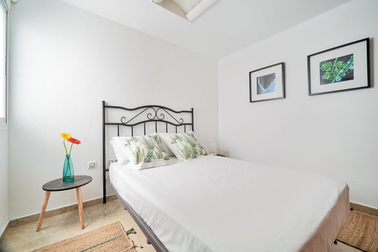 Apartamento 3 Dormitorios Centrico - Parking Incluido Malaga Luaran gambar