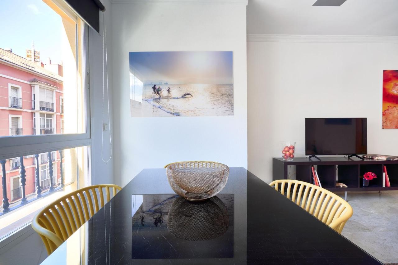 Apartamento 3 Dormitorios Centrico - Parking Incluido Malaga Luaran gambar