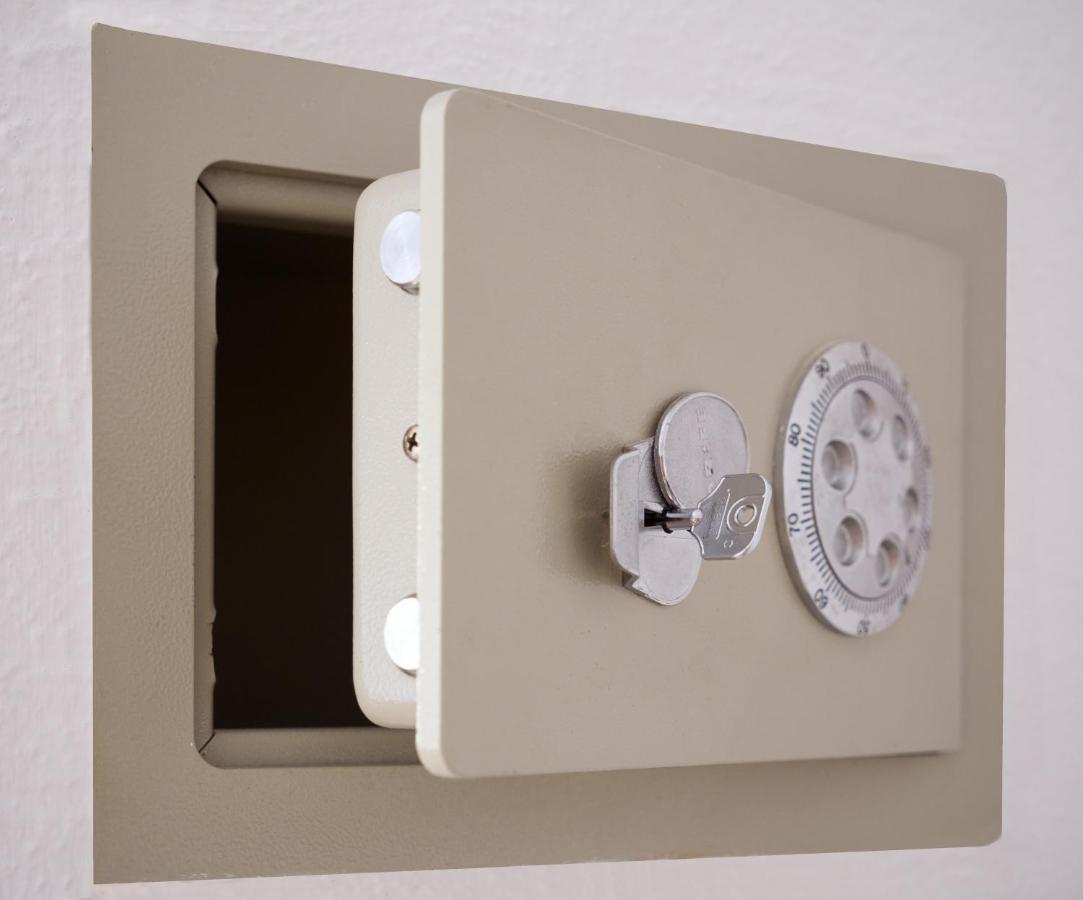Apartamento 3 Dormitorios Centrico - Parking Incluido Malaga Luaran gambar